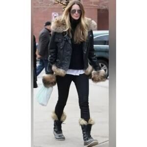 Sorel Joan of Arctic Boots Size 9 NL2429 Black Suede Waterproof Winter Cozy